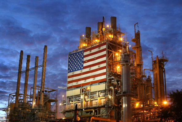 美国石油产量降至两年低点 China Press Daily News