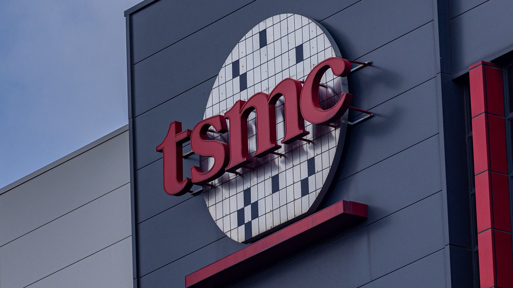 TSMC sees strong Q4 earnings, but cautious on outlook