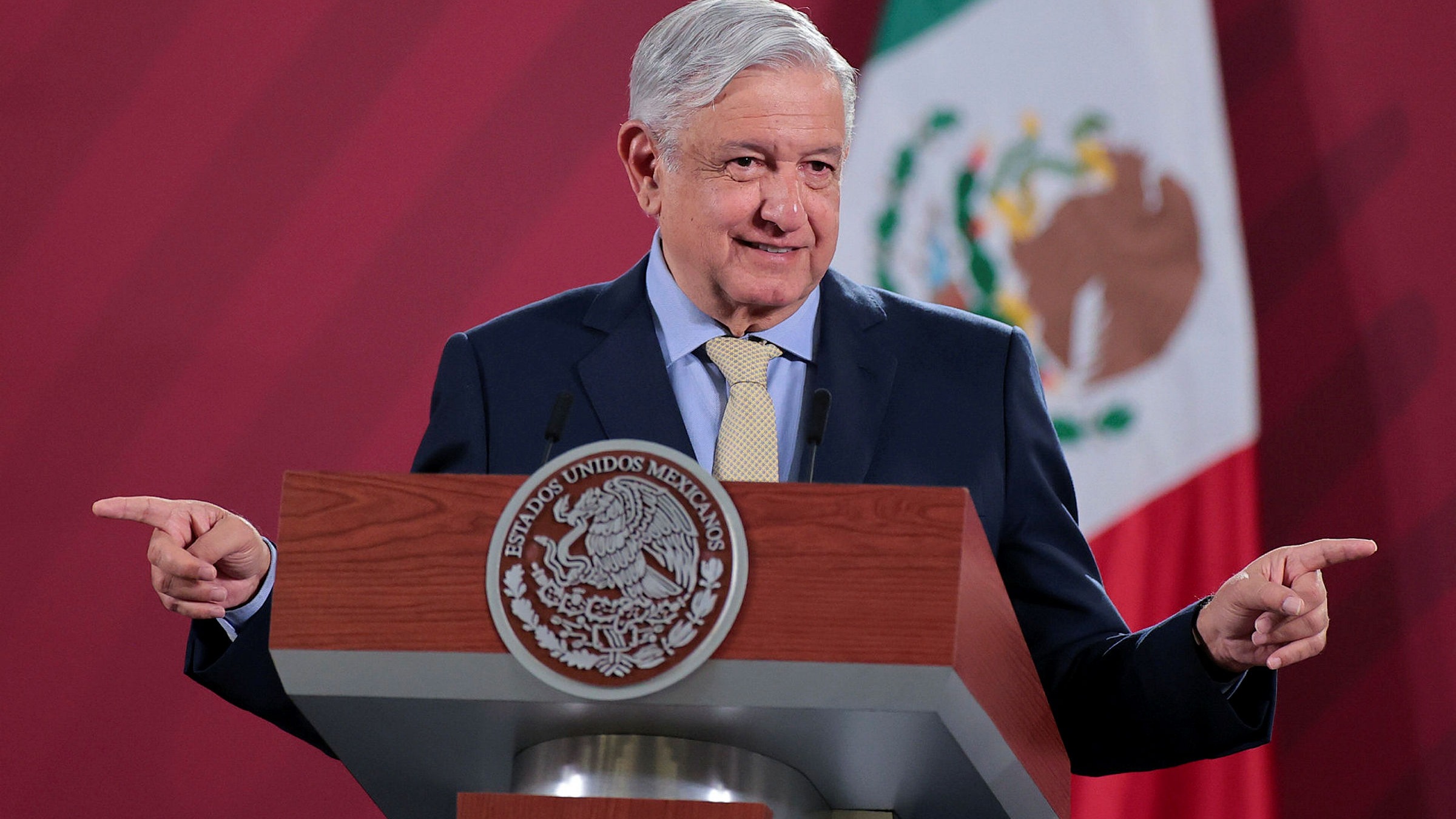 墨西哥总统发起反对社交媒体禁令的运动